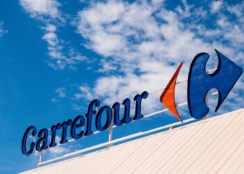 Adeus Carrefour e Assaí, rede de supermercados famosa mundialmente chega ao Brasil e derruba preços de alimentos