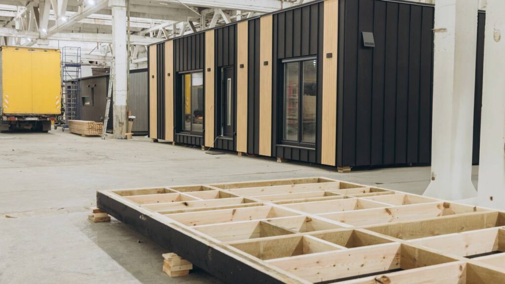 Casa pré-fabricada de 180 metros quadrados, cinco quartos e um enorme terraço por menos de 60.000 mil