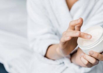 É o fim das rugas, os 6 cremes antirrugas mais baratos para quem quer a pele mais jovem e brilhante