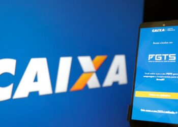 Trabalhadores brasileiros que escolheram o saque-aniversário pode ter FGTS liberado