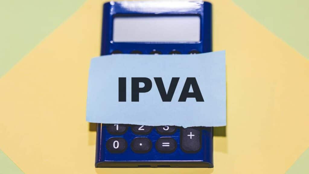 Ciclomotores, bicicletas elétricas e veículos autopropelidos como patinetes e até cadeiras de rodas terão cobrança de IPVA a partir de 2026?