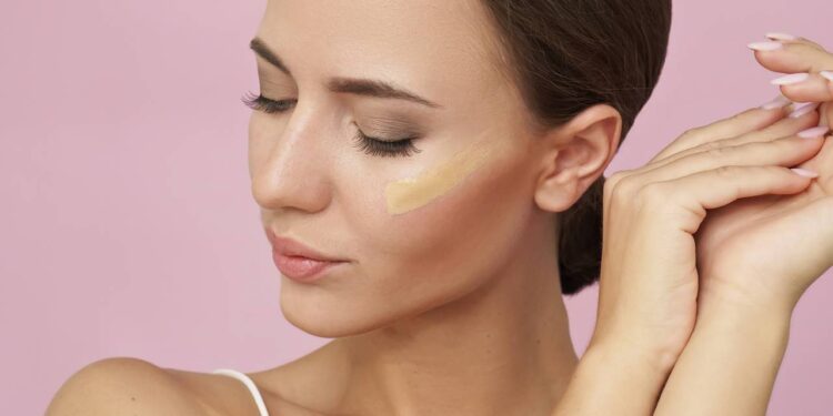 Top 5 bases perfeitas para mulheres com 35 anos ou mais que você precisa testar