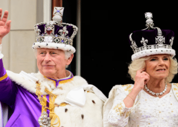 Quem seria os herdeiros ao trono de França, Itália e Brasil caso a monarquia retornasse?