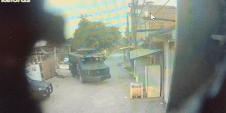 Câmera instalada em poste - Foto: Reprodução