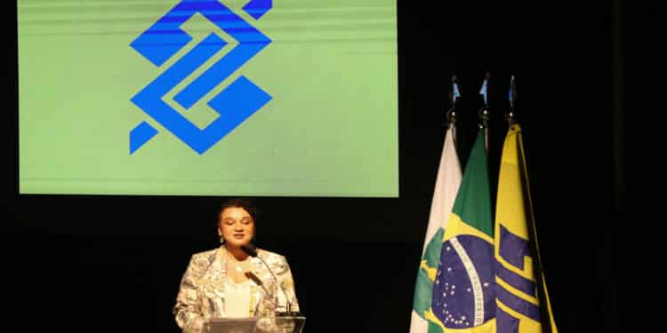 Banco do Brasil enfrenta crise e diretoria prepara estratégia contra lucro em queda