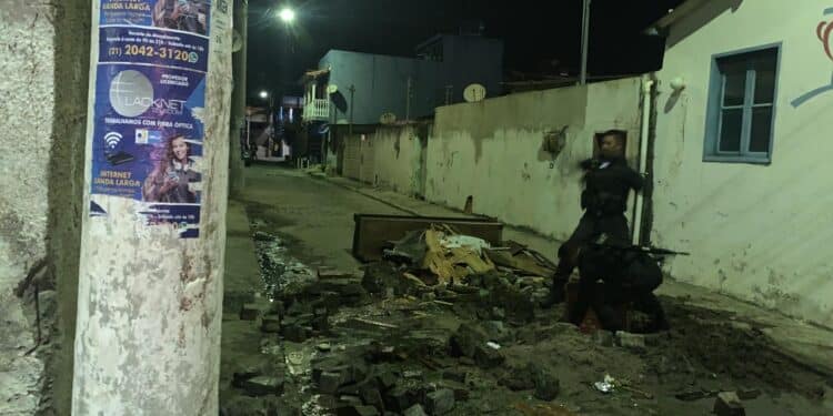 Facções expandem influência e paralisam serviços públicos enquanto impedem repressão a serviços ilegais