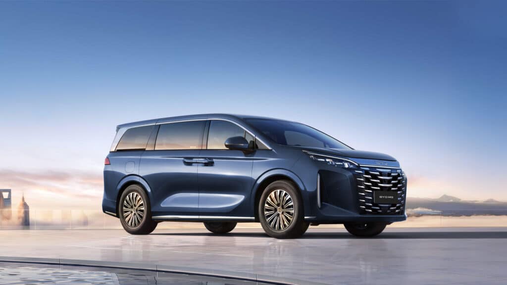 BYD M9 em exibição