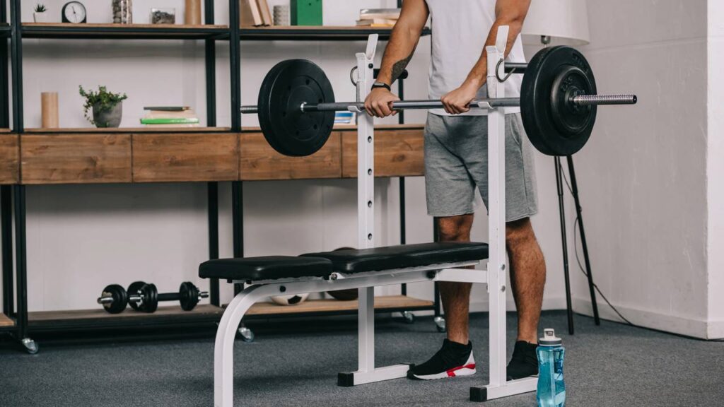A nova tendência é montar sua própria academia em casa e não gastar com a mensalidade