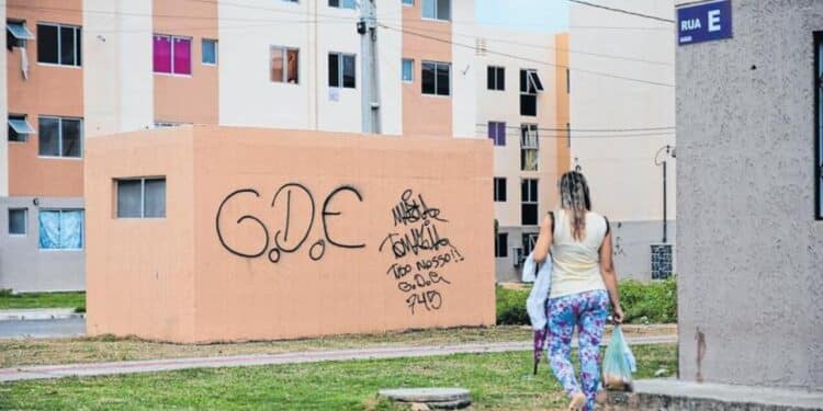 Facções expulsam moradores em ao menos 49 bairros de Fortaleza