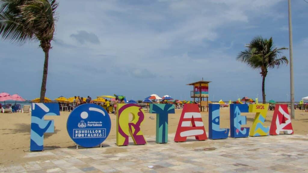 Cidade litorânea do Nordeste conquista novos moradores pela beleza e acolhimento