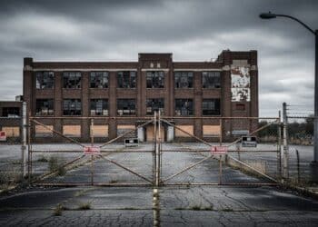 Gigante automotivo declara falência após mais de 100 anos de história