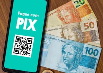 Pix internacional ganha força enquanto Banco Central enfrenta reação dos EUA e das bandeiras Visa e Mastercard