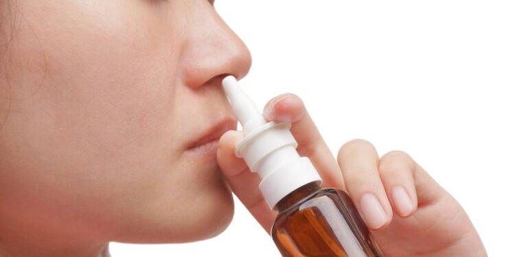 Nova regulamentação da Anvisa sobre produtos à base de cloreto de sódio usados para lavagem nasal já está em vigor em todo o país