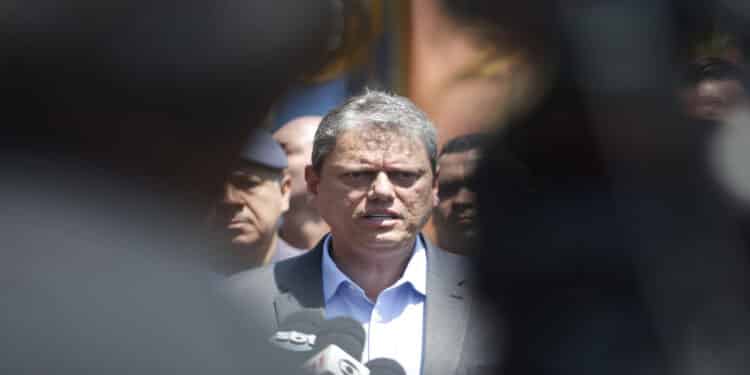 Tarcísio defende que o PCC seja classificado como grupo terrorista