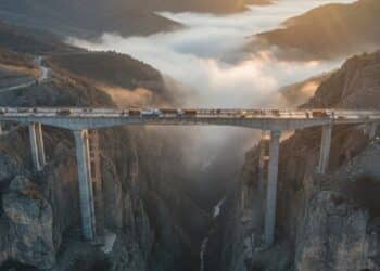 Com orçamento de R$ 13 bilhões, obra da ponte mais alta do país avança para entrega em 2026