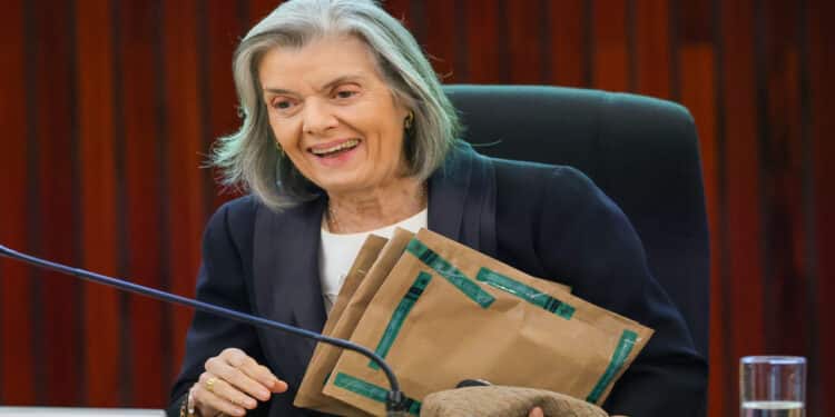 STF cobra explicações sobre mudanças no saque-aniversário do FGTS após ação do Solidariedade