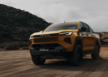 Toyota Hilux traz capô mais alto na sua nova versão - Créditos: Reprodução da Toyota Motor Thailand/Youtube