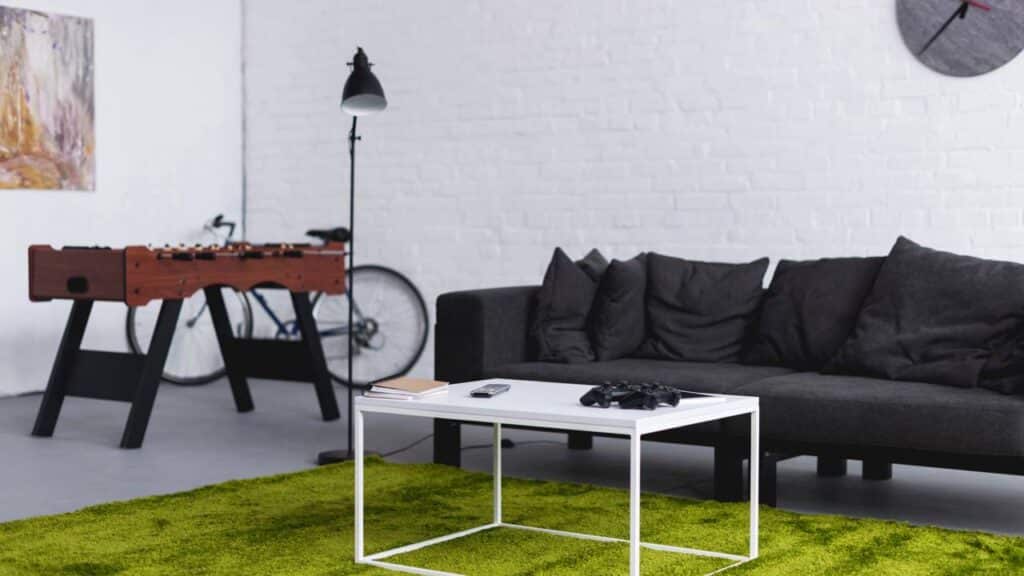 Criei minha sala de jogos sem gastar muito e hoje tenho o lugar perfeito para relaxar nos fins de semana