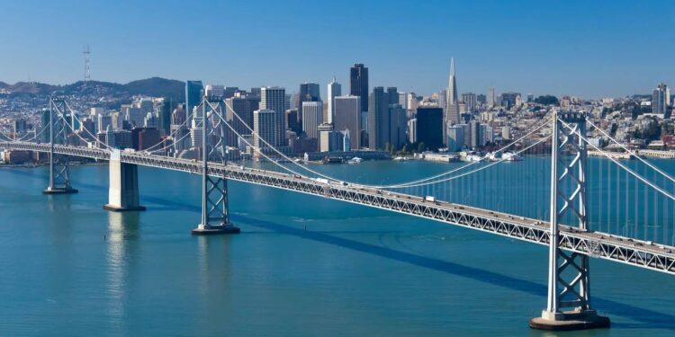 A ponte que já suportou terremoto de magnitude 6.9 e virou exemplo mundial