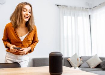 Qual assistente de voz combina com você? Veja os modelos e escolha o ideal