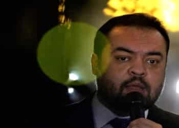 Cláudio Castro reage a Boulos e o chama de paspalhão em declaração polêmica