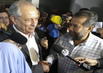 PSDB aposta em Temer para conter avanço de Ciro Gomes