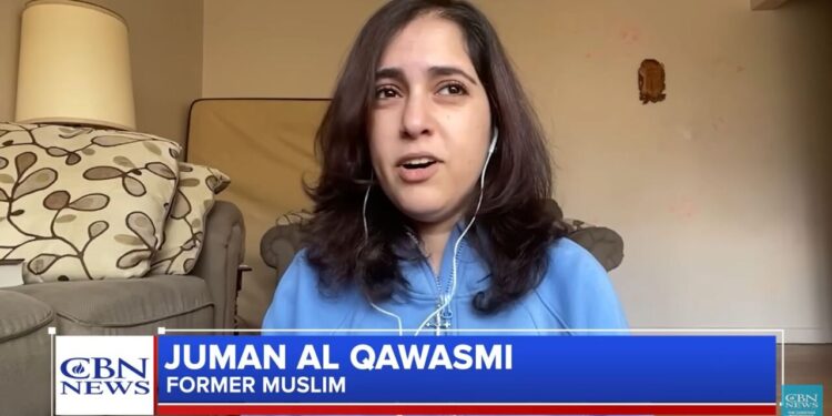 Filha de fundador do Hamas faz relato impactante e se converte após sonho com Jesus