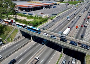 Obras de duplicação do viaduto da Dutra entre Belford Roxo e Mesquita são autorizadas com investimento de R$ 60 milhões para reduzir engarrafamentos frequentes