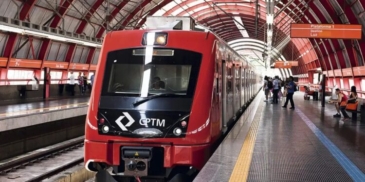 Usuários da Linha 11-Coral enfrentam redução de velocidade até 28 de dezembro, veja mudanças