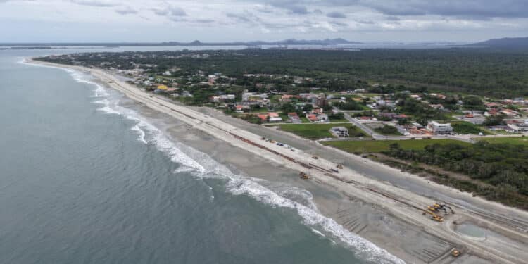 Megaobra inédita no Brasil inicia fase crucial com montagem de tubulação em SC e investimento de R$ 324 milhões