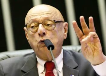 CCJ do Senado aprova PL da Dosimetria e texto segue para votação no plenário