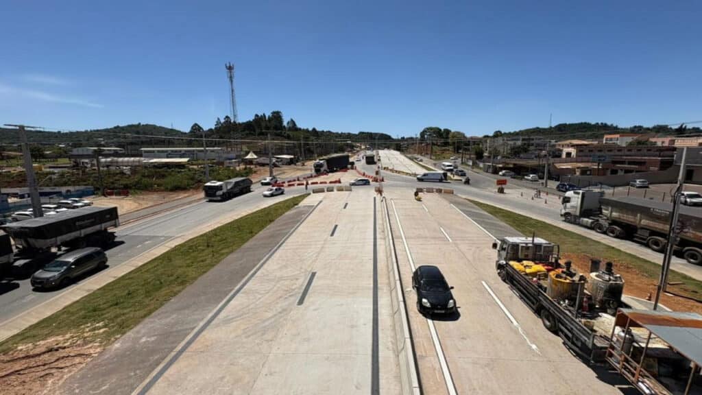 Obras para nova duplicação de 8,3 quilômetros na Rodovia dos Minérios vai construir 13 viadutos e terá investimento de R$ 350 milhões para melhorar a mobilidade na região