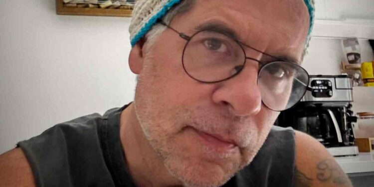 Transformação impressionante de Leandro Hassum após perder 65 kg surpreende os fãs