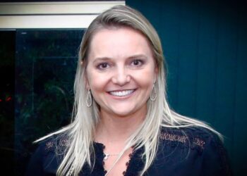 Ex-assessora de Lira é investigada em operação deflagrada pela PF