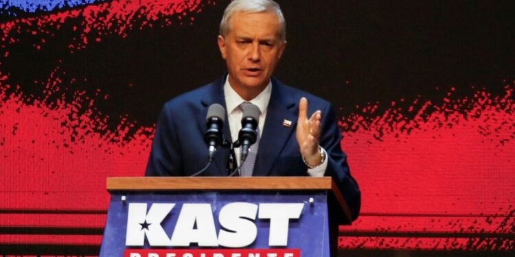 Kast vence com folga e Direita retoma presidência do Chile após eleição