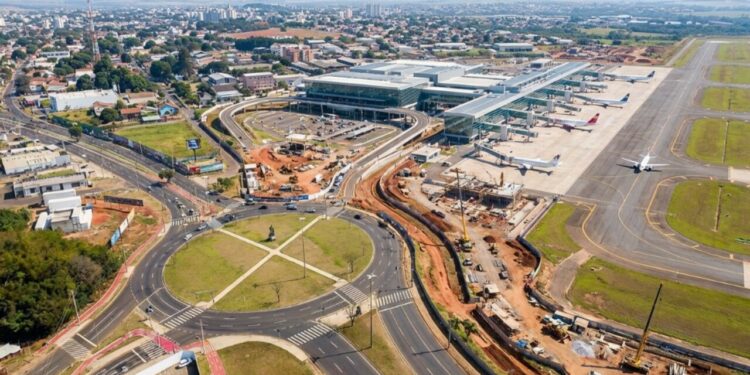 Investimento de R$ 4,64 bilhões do BNDES vai impulsionar obras, modernizar aeroportos e gerar milhares de empregos até 2028