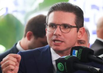 Motta é acusado de “desviar” advocacia da Câmara em ação de sindicatos