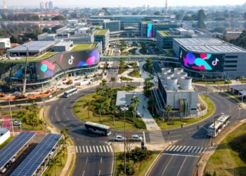 TikTok anuncia investimento de R$ 200 bilhões e confirma megacentro inédito na América Latina em cidade brasileira