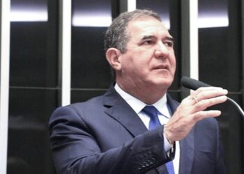 Relator decide manter escala 6x1 e propõe jornada menor de 40 horas