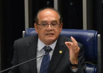 Gilmar Mendes afirma que não há blindagem a impeachments no STF e diz que "a lei já caducou"
