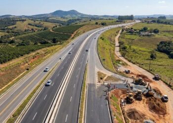 Duplicação da Raposo Tavares em São Roque chega a 90% e entra na reta final com investimento de R$ 277,9 milhões para acelerar o deslocamento de moradores