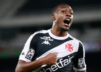 Vasco aumenta pedida por Rayan após recusar oferta astronômica do Zenit