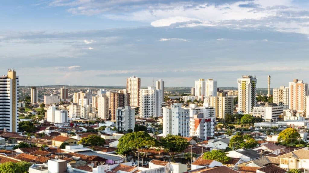 A cidade com nome de sanduíche que está conquistando moradores pela qualidade de vida surreal