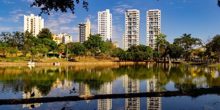 Essa cidade goiana é um museu a céu aberto que conquista pelas ruas de pedra e casarões coloniais