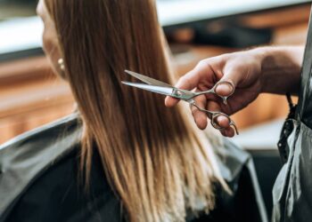 6 cortes de cabelo que te deixam com carinha de 20 para passar o ano novo com estilo