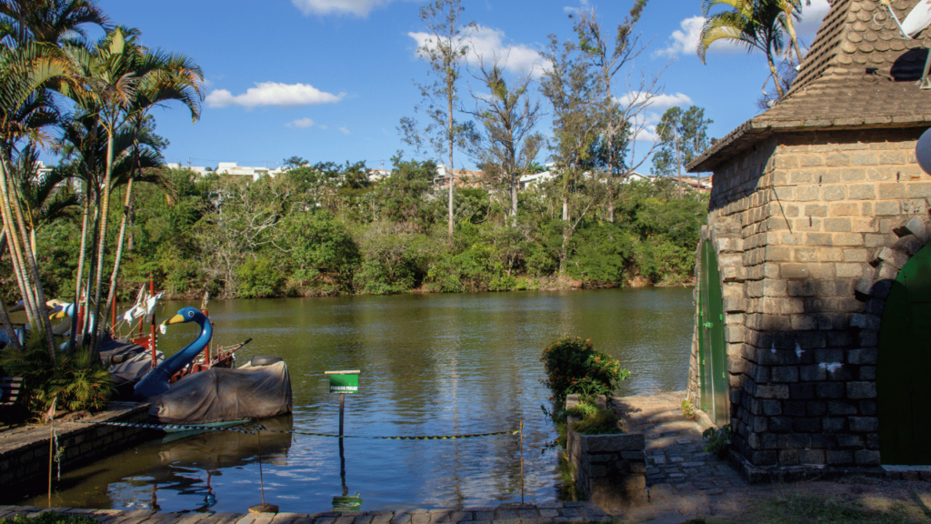 Uma cidade brasileira reconhecida como um dos melhores climas do mundo encanta quem busca ar puro perto da capital