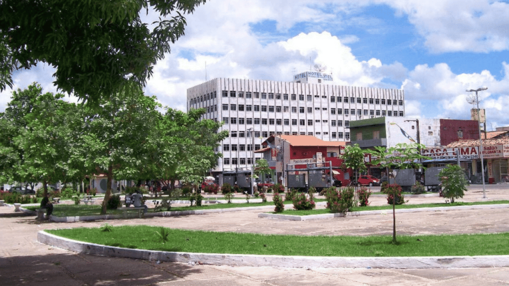 Uma das cidades mais prósperas do Nordeste também abriga algumas das praias de água doce mais bonitas