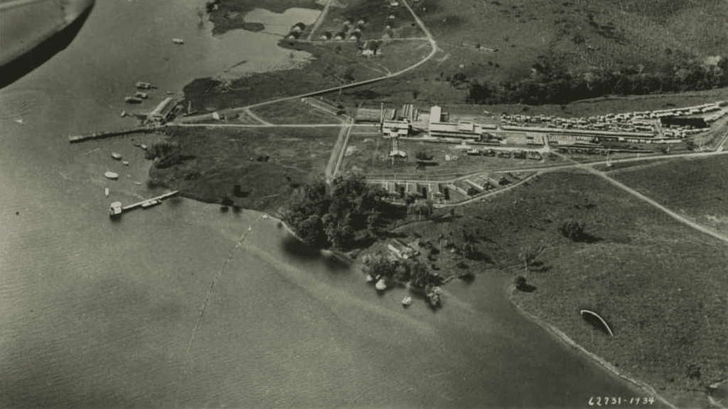 A cidade fantasma americana na Amazônia fundada em 1928 que abriga ruínas industriais de um passado fracassado do americano Henry Ford