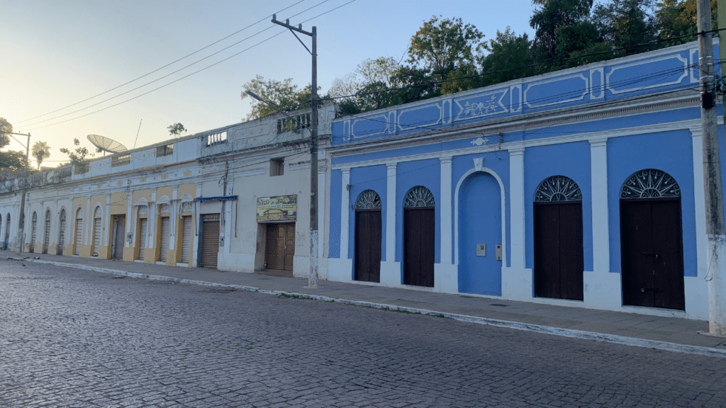 Essa cidade do Pantanal é um zoológico a céu aberto que encanta com natureza, sossego e beleza colonial