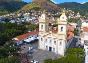 A cidade histórica do Rio de Janeiro que encanta com casarões preservados, boemia musical e cafés coloniais incríveis